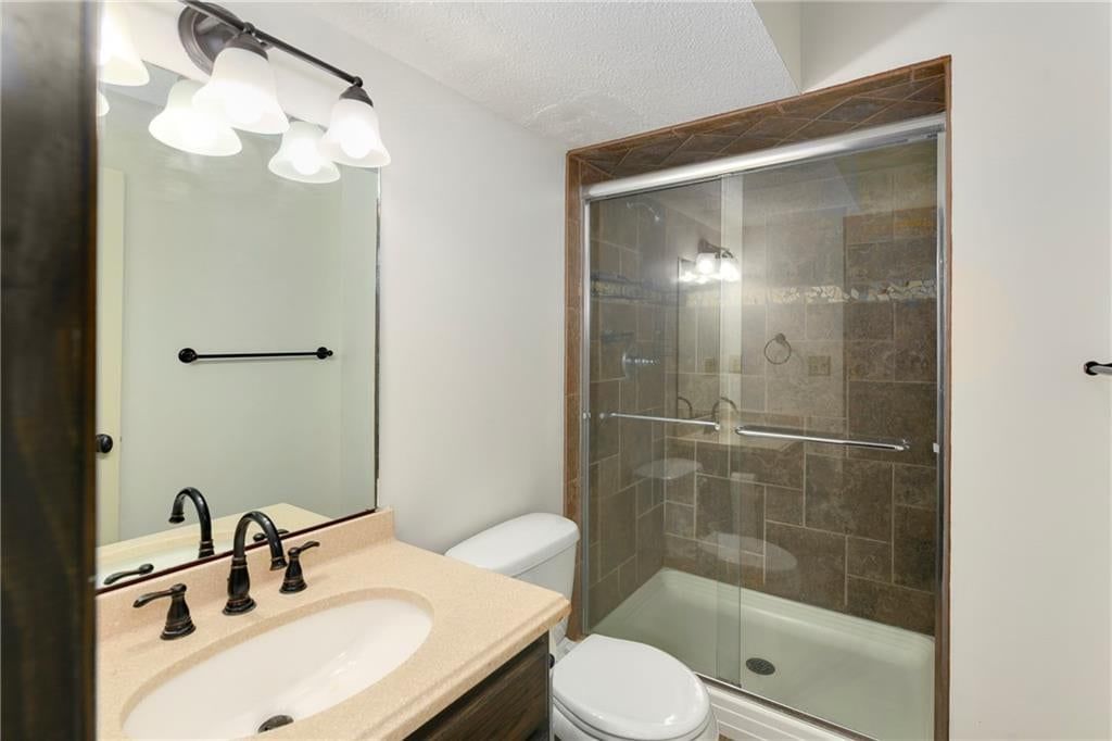 1007 Burr Oak Lane — photo 34