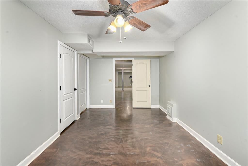 1007 Burr Oak Lane — photo 35