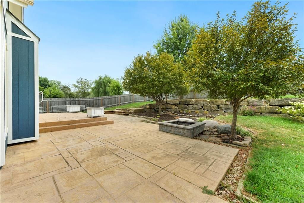 1007 Burr Oak Lane — photo 37