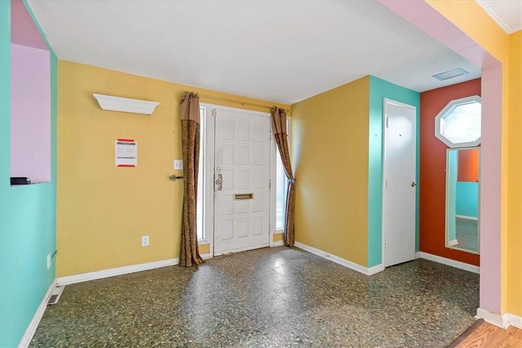 8700 Lamar Street — photo 5