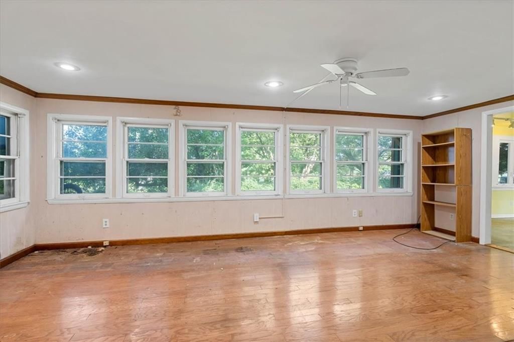 8700 Lamar Street — photo 16