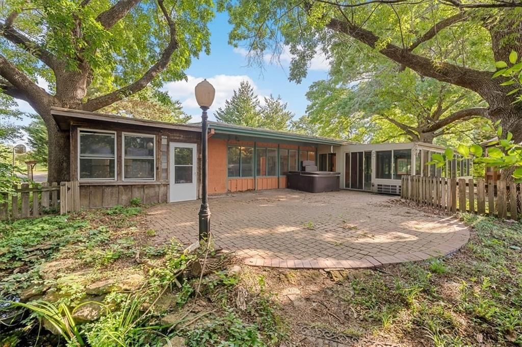8700 Lamar Street — photo 27