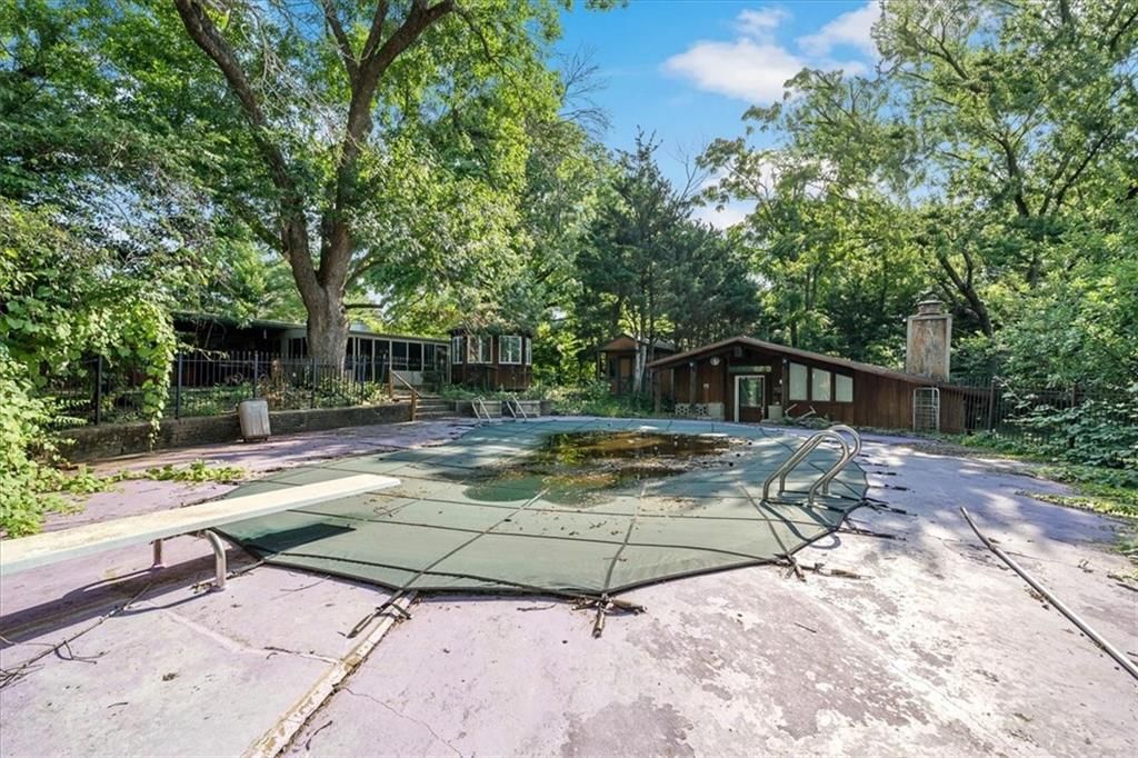 8700 Lamar Street — photo 28