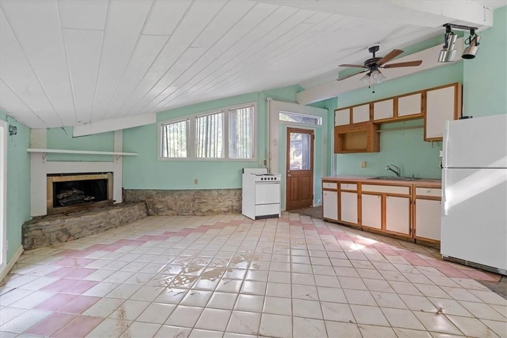 8700 Lamar Street — photo 29