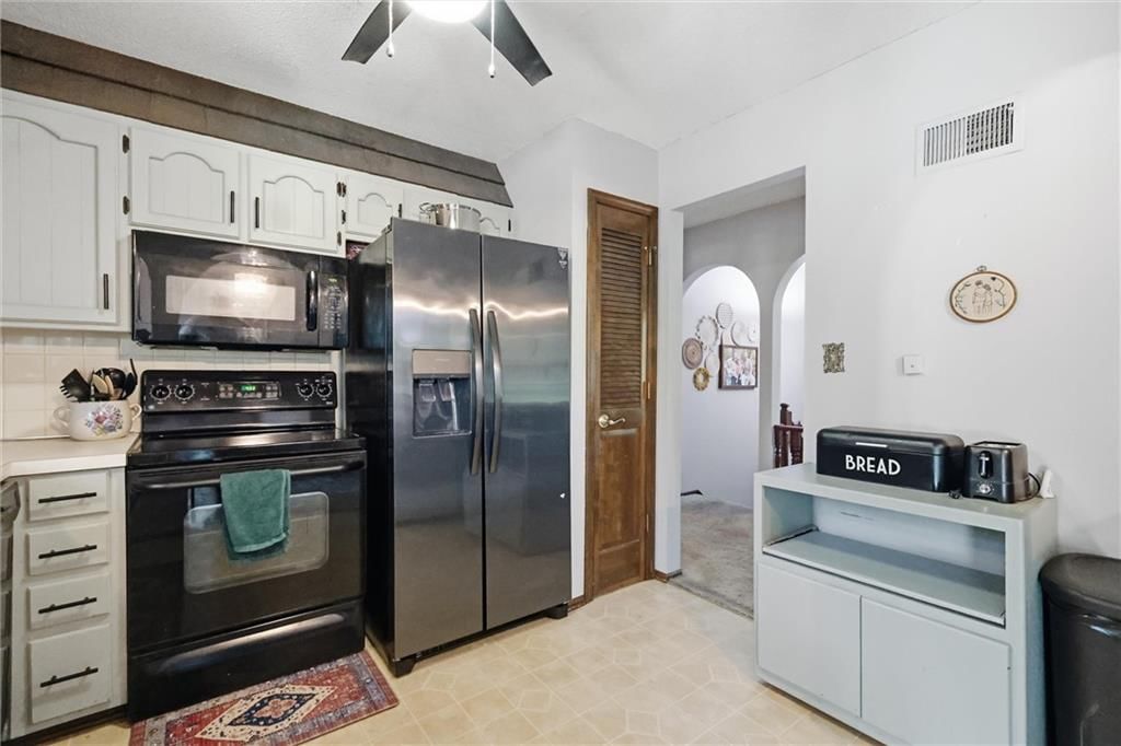 110 SE Rockwood Street — photo 13