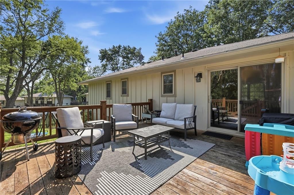 110 SE Rockwood Street — photo 31