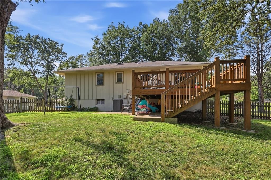 110 SE Rockwood Street — photo 33