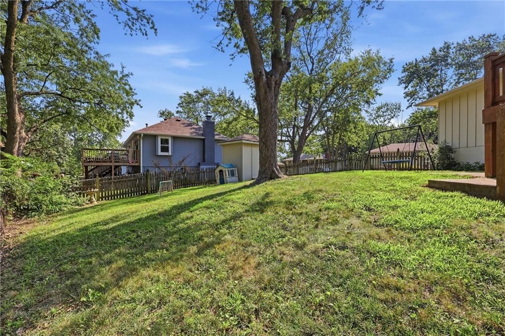 110 SE Rockwood Street — photo 34