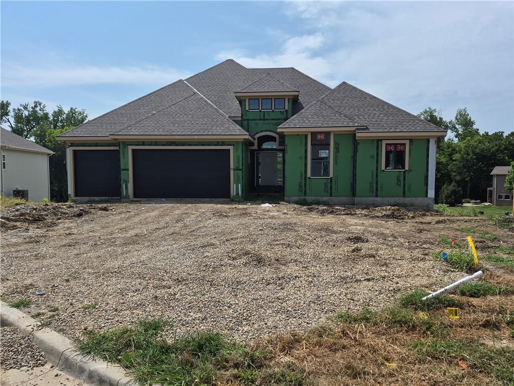 4728 Clubhouse Drive — photo 2