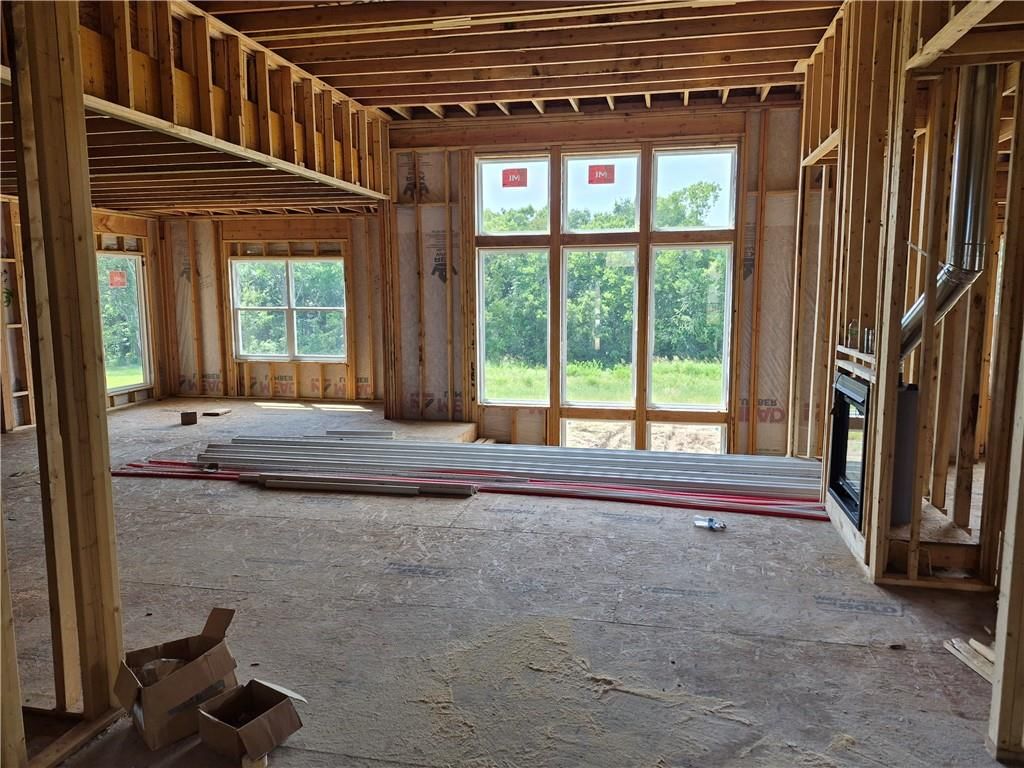 4728 Clubhouse Drive — photo 3