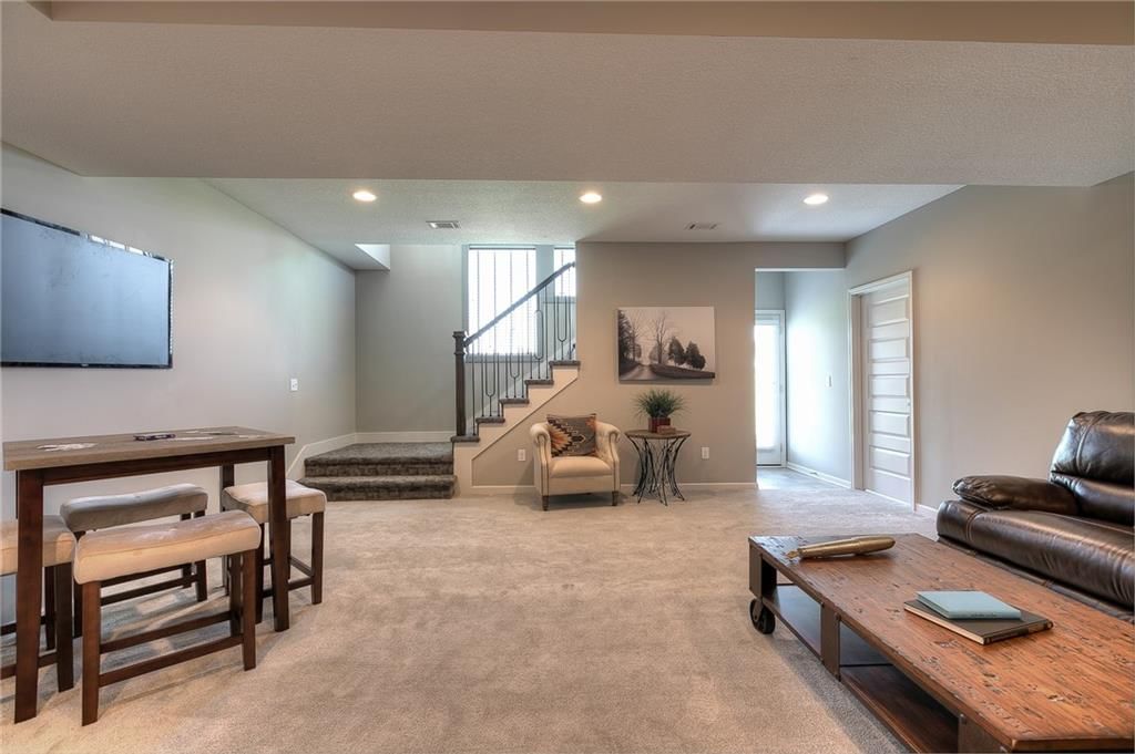 4728 Clubhouse Drive — photo 17