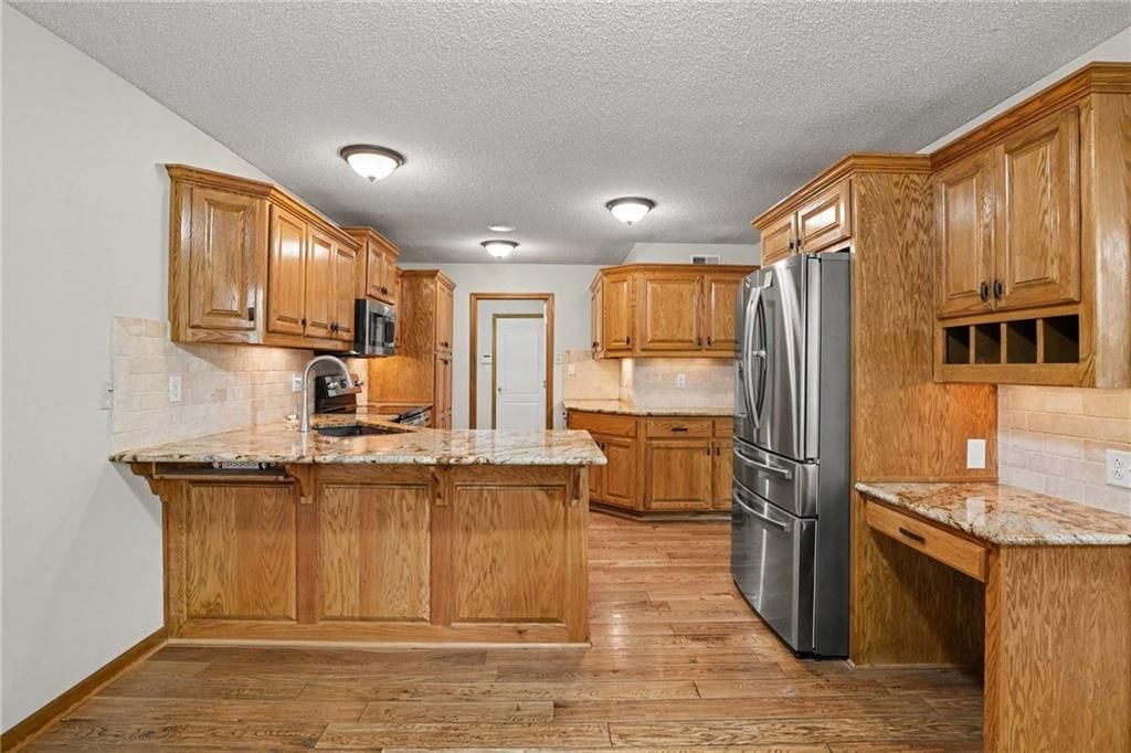 Photo 8 of 21 - 4805 NE 73rd Street, Kansas City, MO 64119