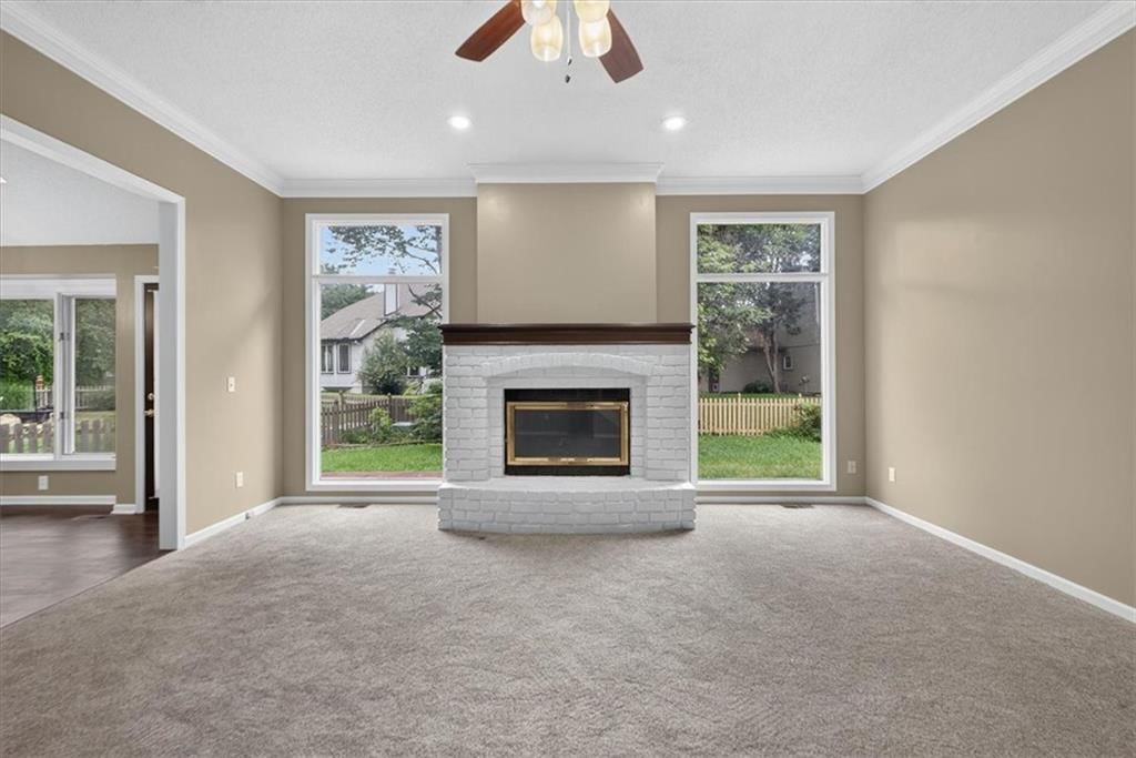 4132 SW Leeward Drive — photo 4