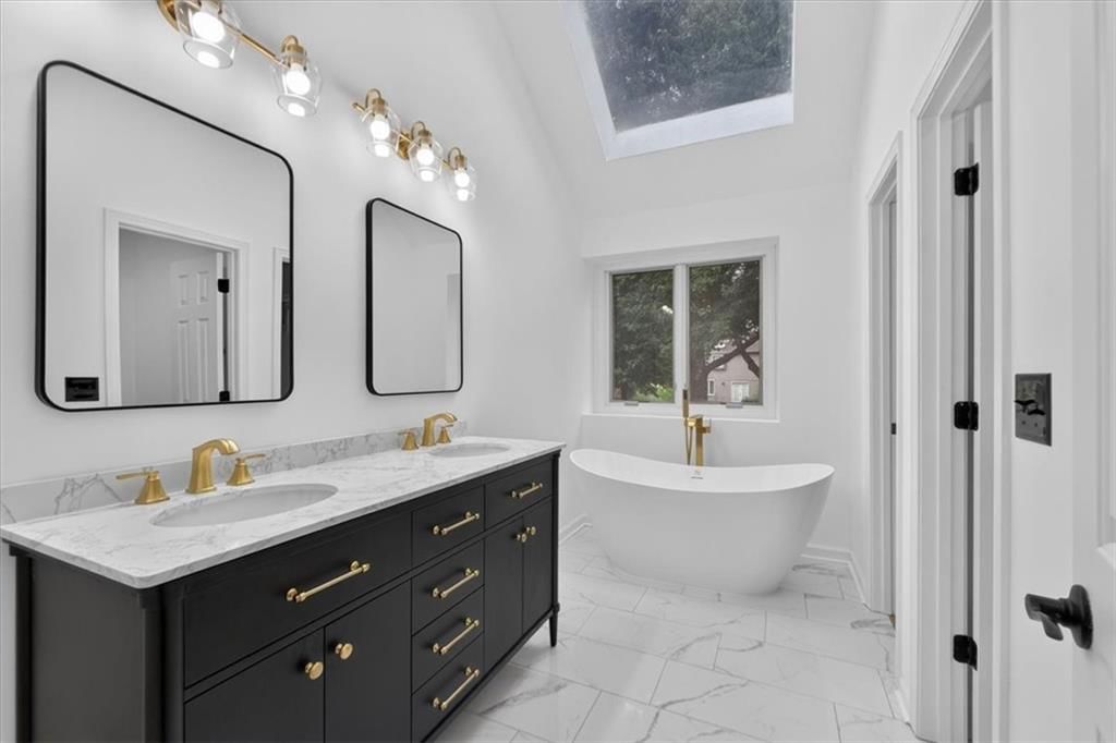 4132 SW Leeward Drive — photo 15