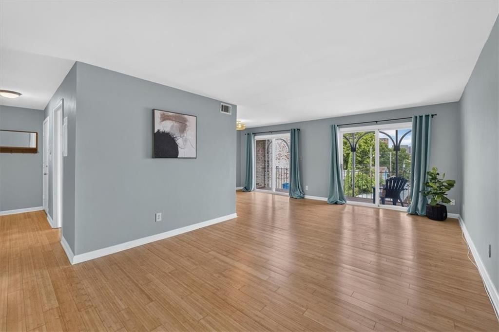 5019 Walnut Street — photo 4