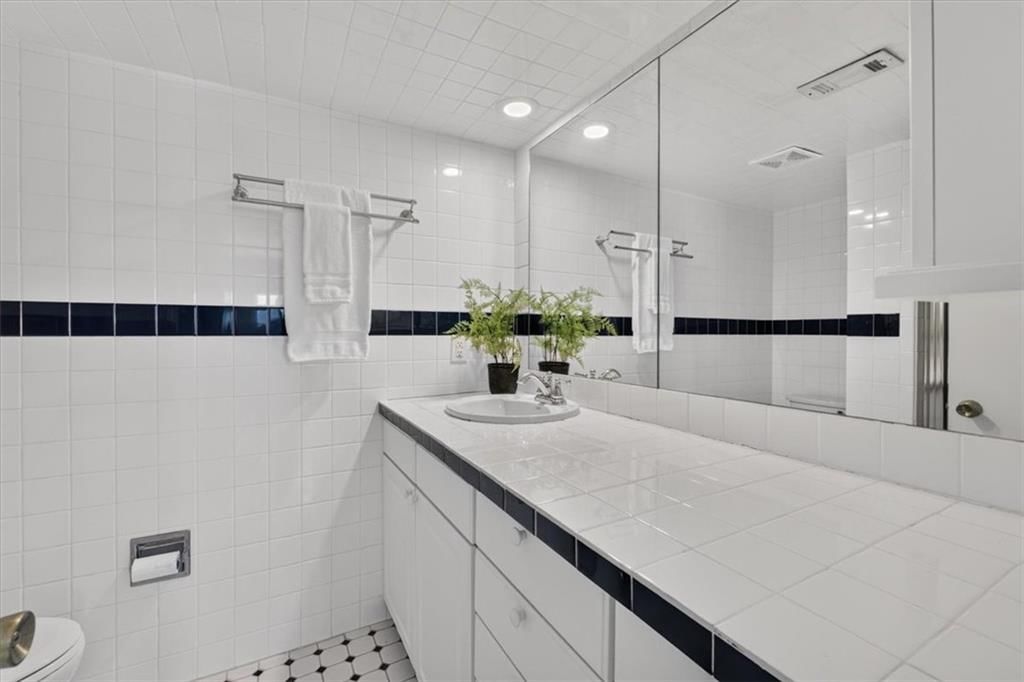 5019 Walnut Street — photo 11
