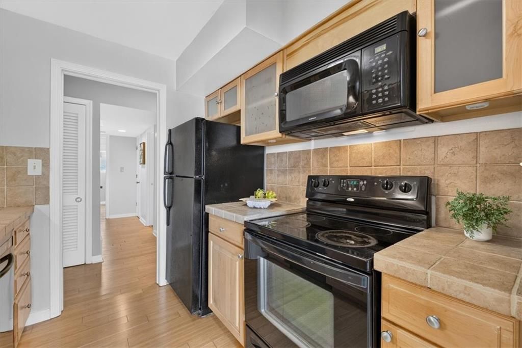 5019 Walnut Street — photo 21