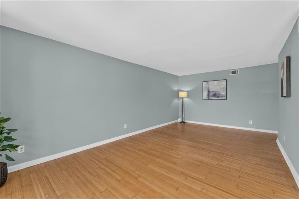 5019 Walnut Street — photo 24