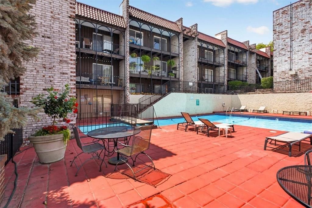 5019 Walnut Street — photo 27