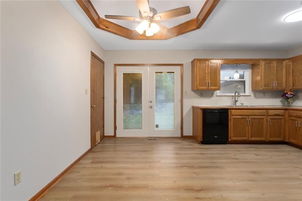 1504 S POLLARD Avenue — photo 7