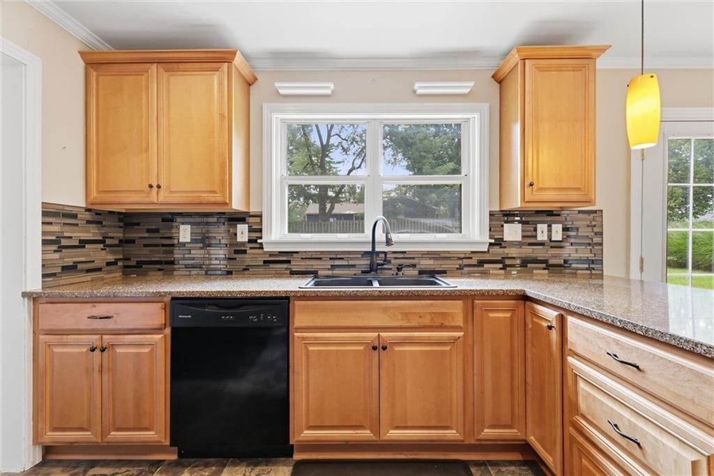 2613 W 79th Street — photo 13