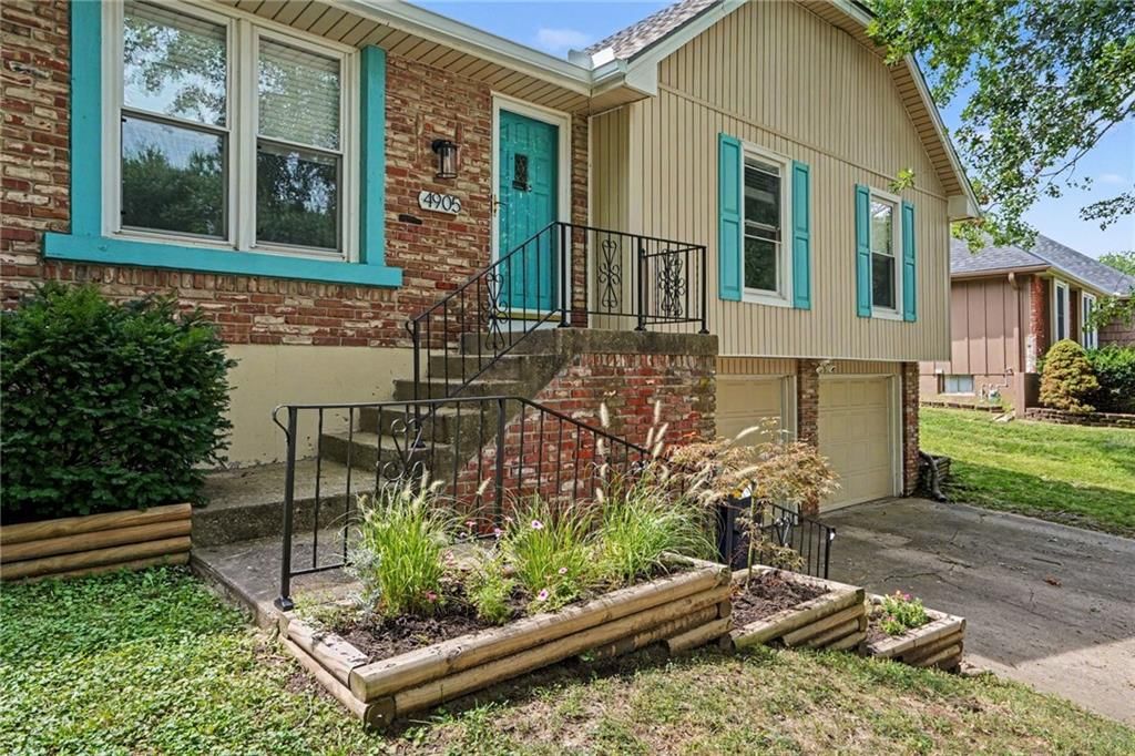4905 NW 67th Street — photo 3