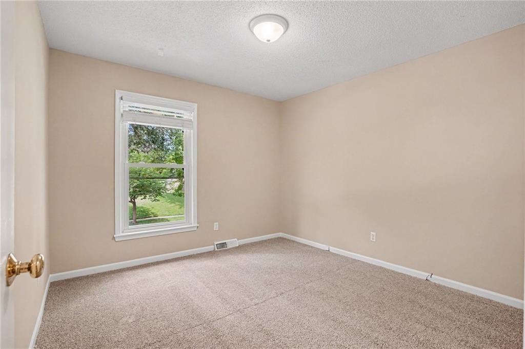4905 NW 67th Street — photo 19