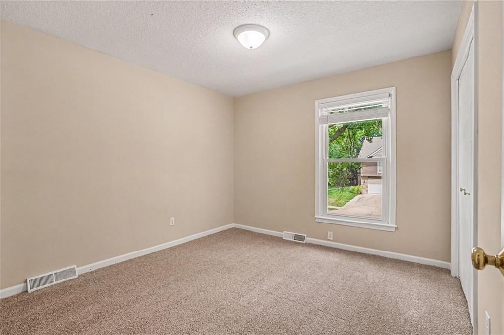 4905 NW 67th Street — photo 20