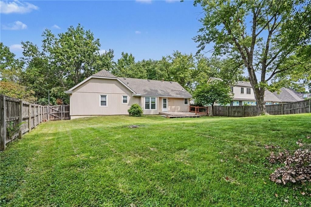 4905 NW 67th Street — photo 28