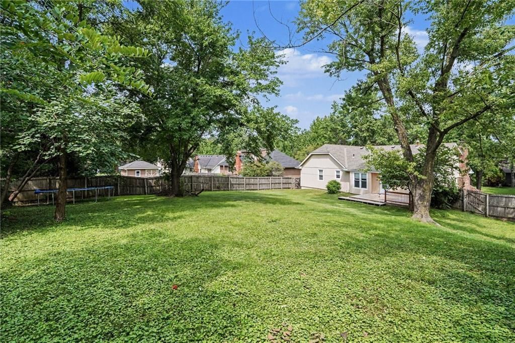 4905 NW 67th Street — photo 29
