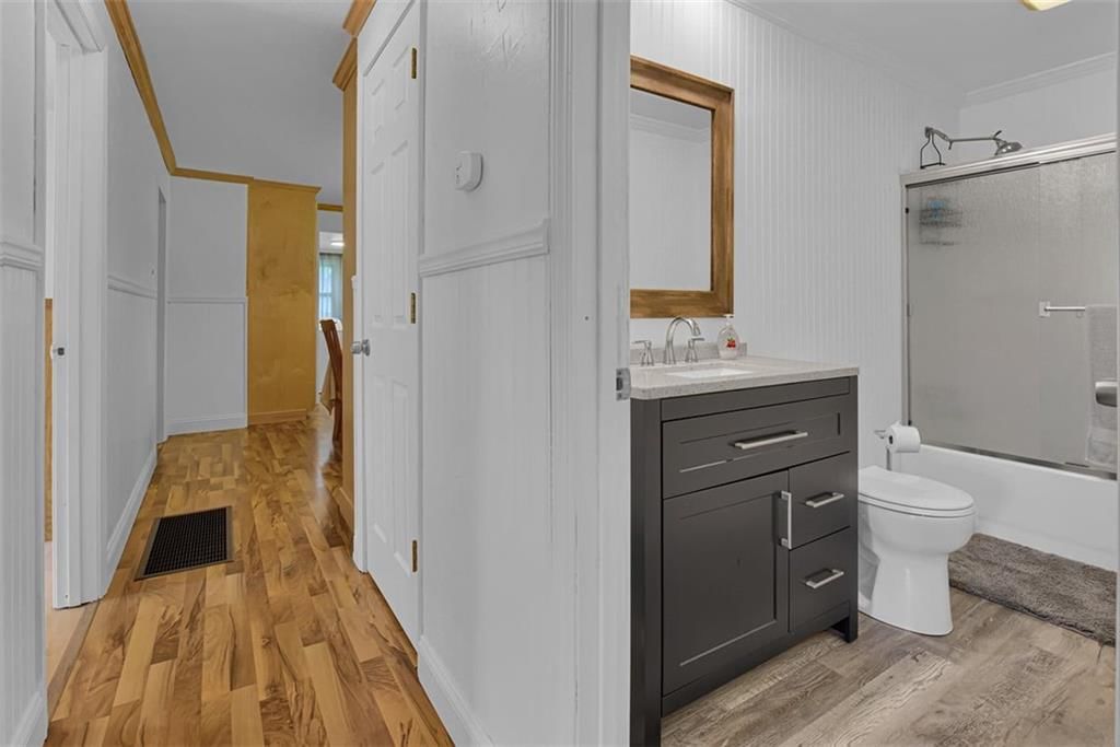 405 Hardwicke Avenue — photo 18