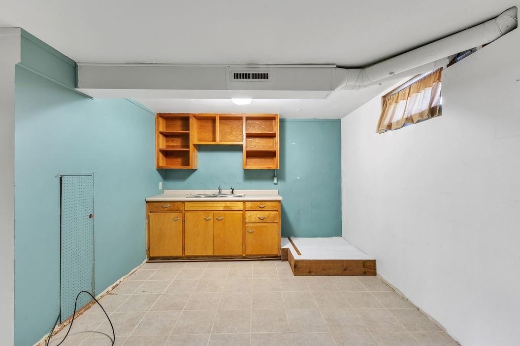 706 Randolph Street — photo 21