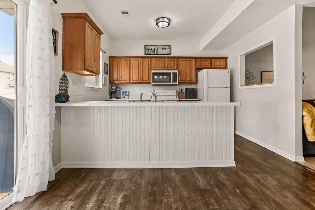 238 N 5th Terrace — photo 9