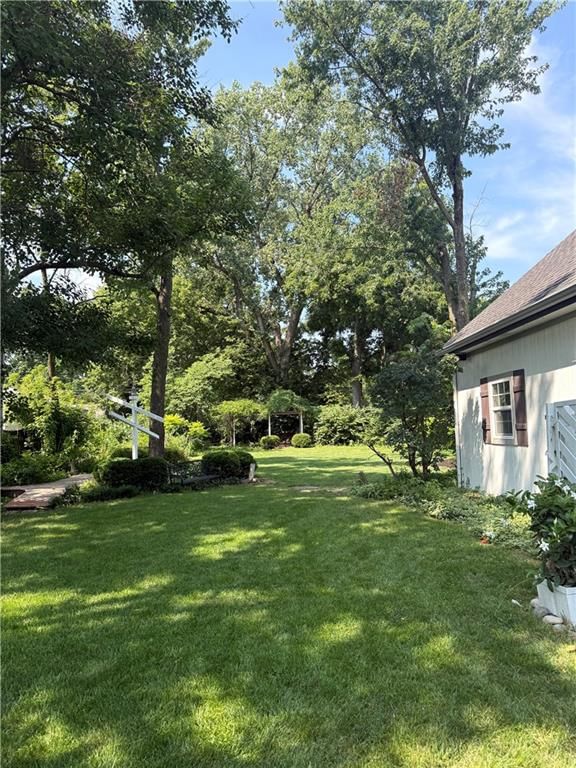 508 SE Green Street — photo 3