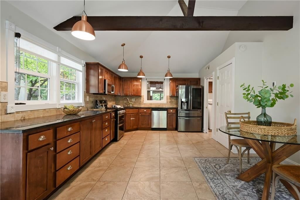 508 SE Green Street — photo 10