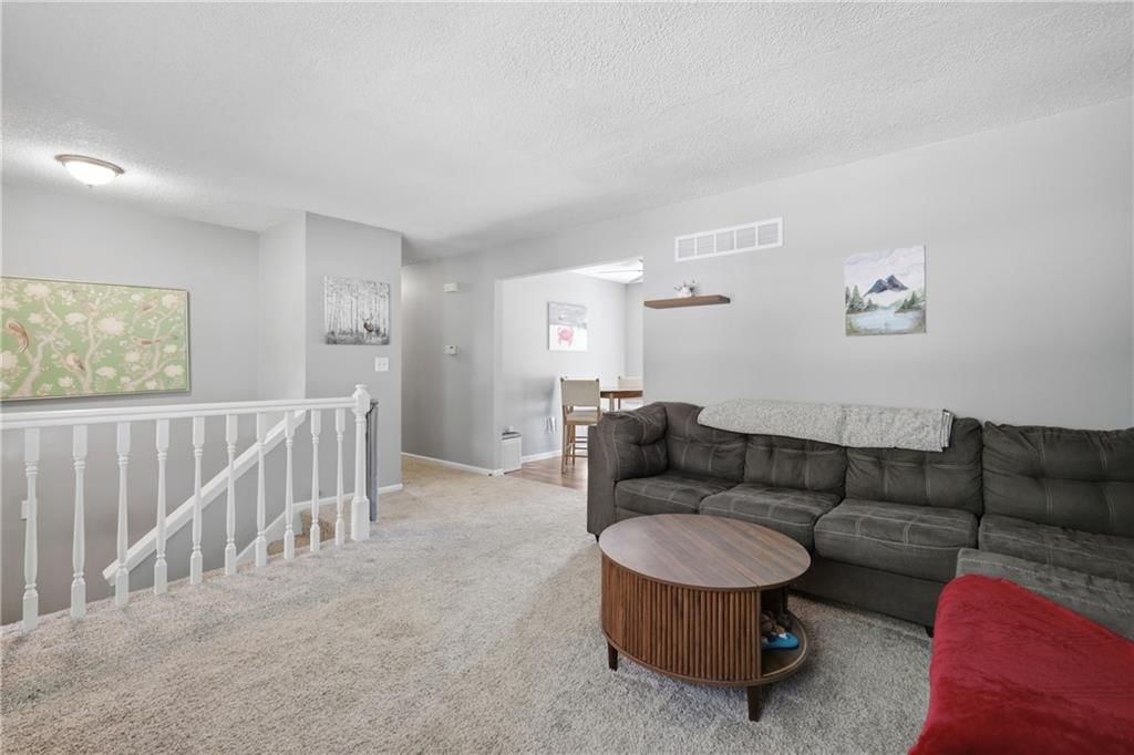 104 SW Gladstone Drive — photo 5