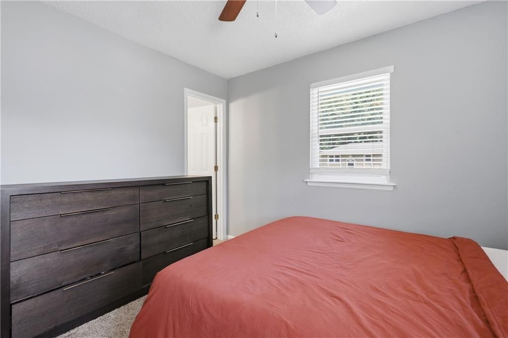 104 SW Gladstone Drive — photo 10