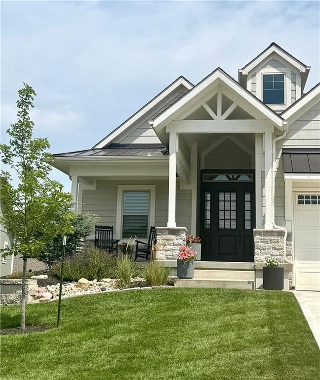 3045 NW Thoreau Lane — photo 2