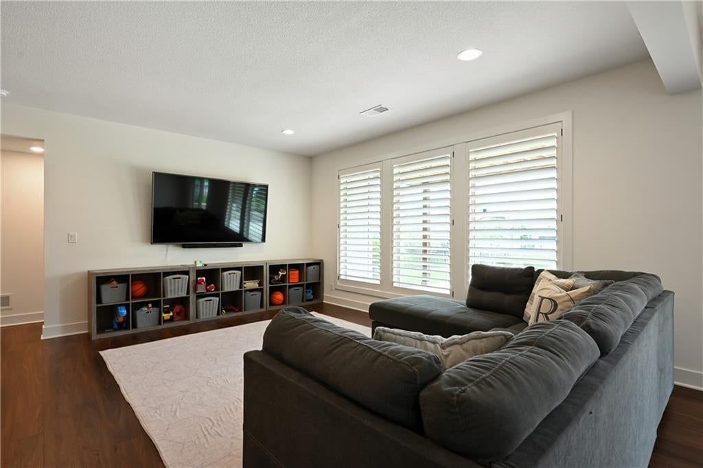 3045 NW Thoreau Lane — photo 24