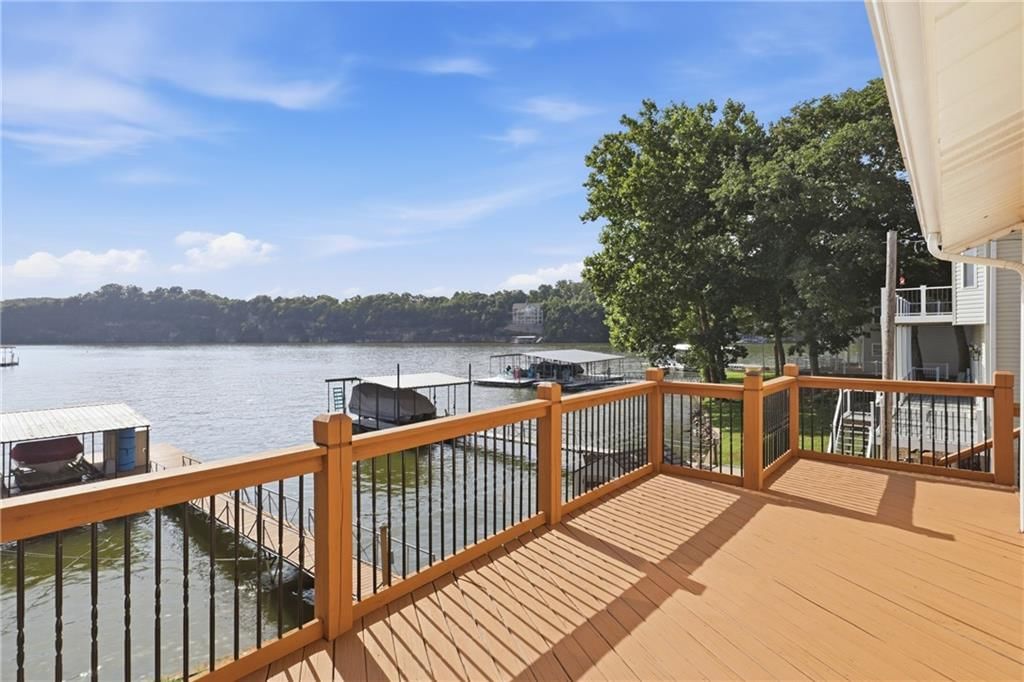 380 Fischer Point Drive — photo 12