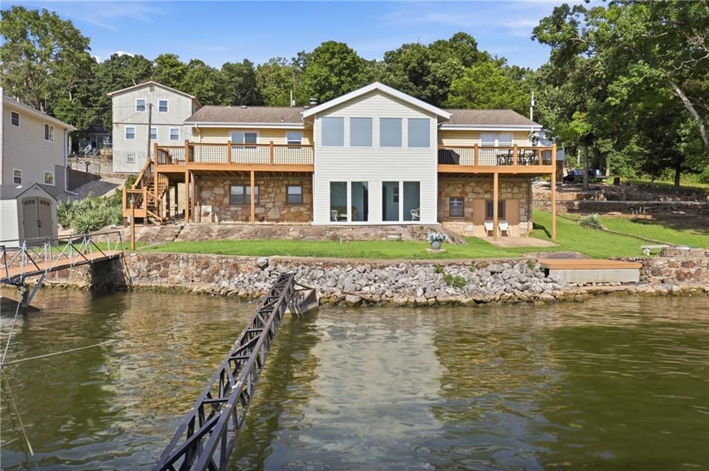 380 Fischer Point Drive — photo 27