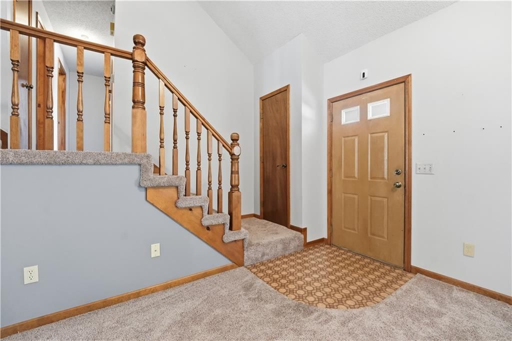 14821 W 150th Place — photo 2