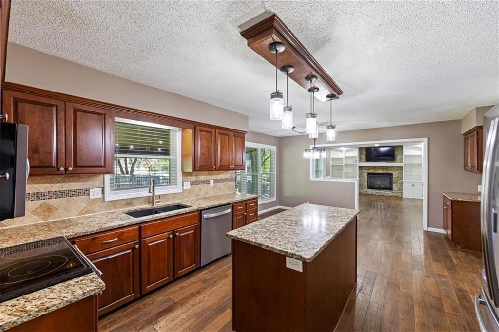 11515 S Lennox Street — photo 15