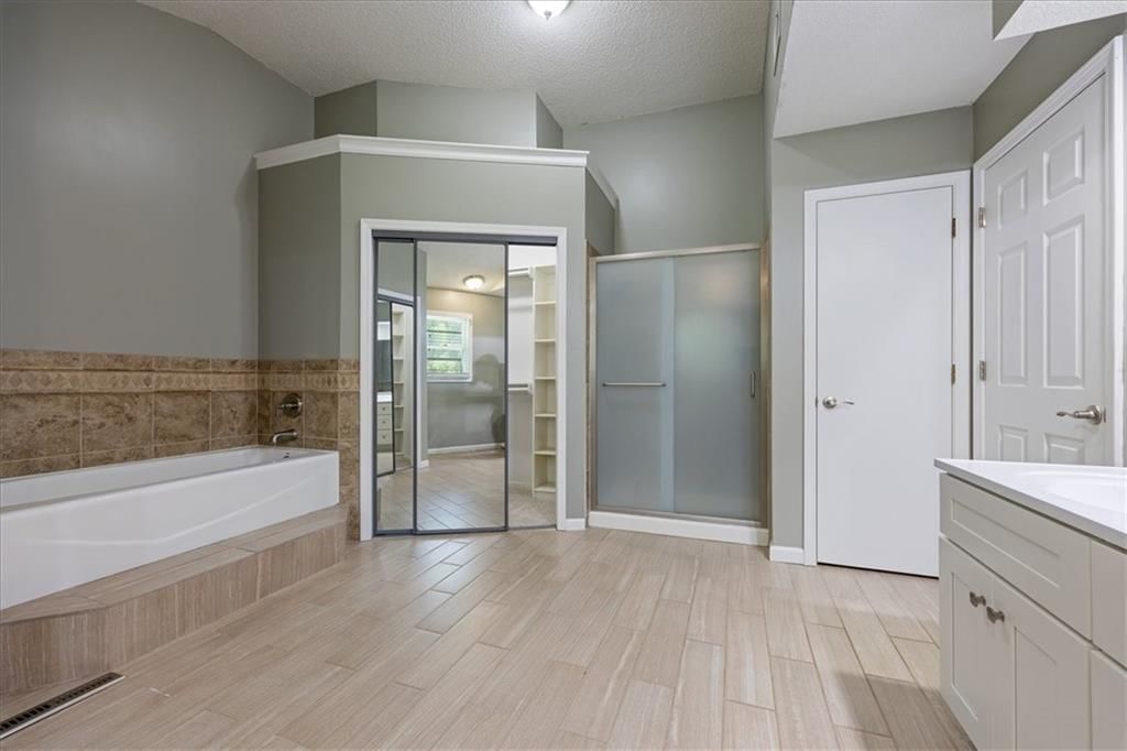 11515 S Lennox Street — photo 22