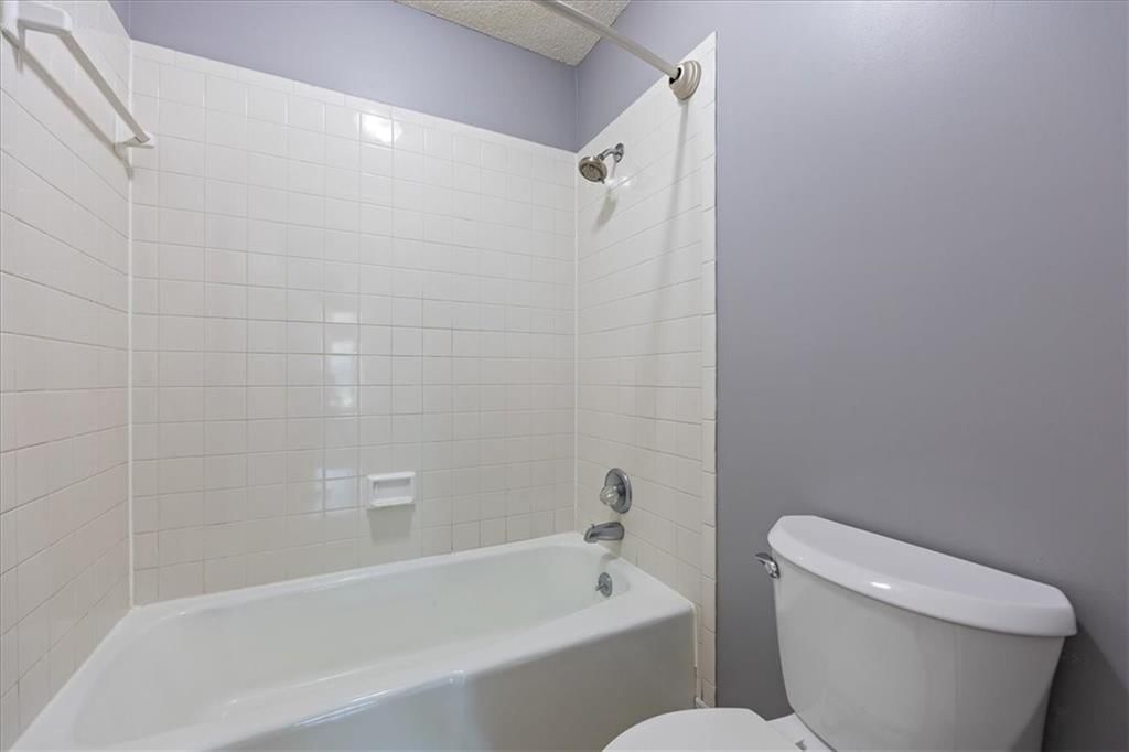 11515 S Lennox Street — photo 29