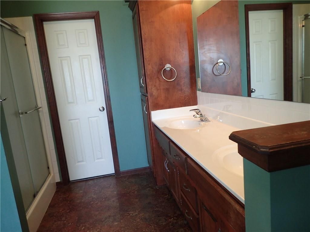 2924 SW Silverspur Road — photo 10