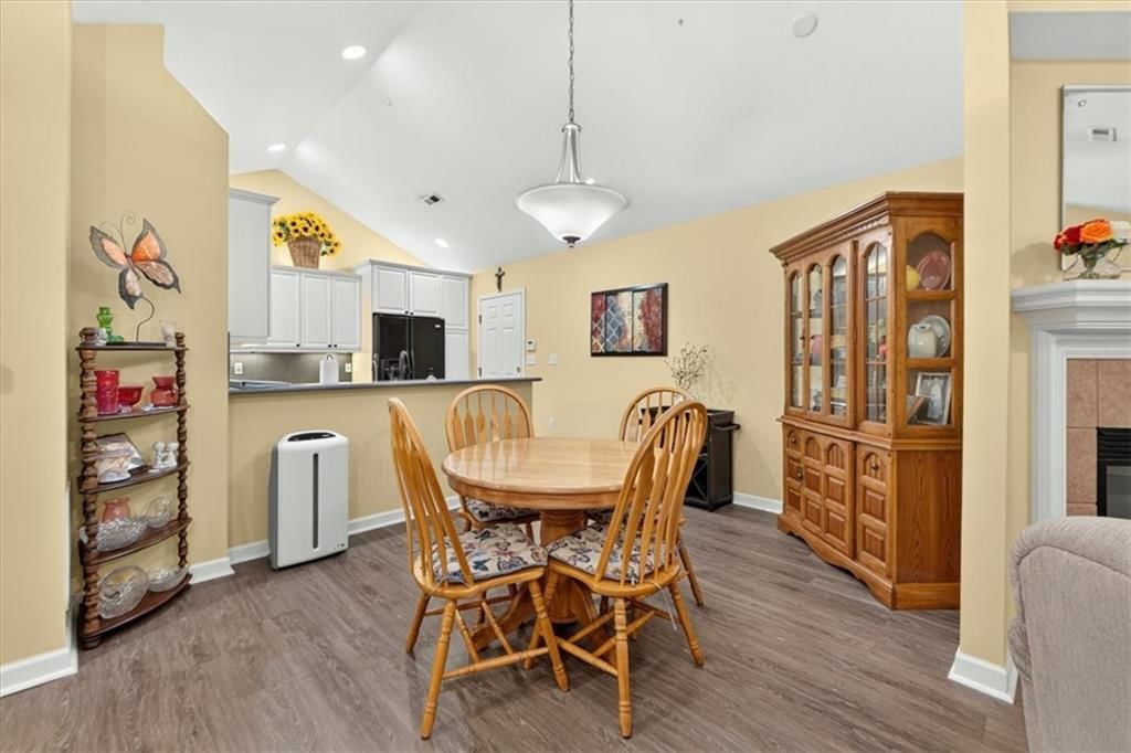 23416 W 71st Terrace — photo 6