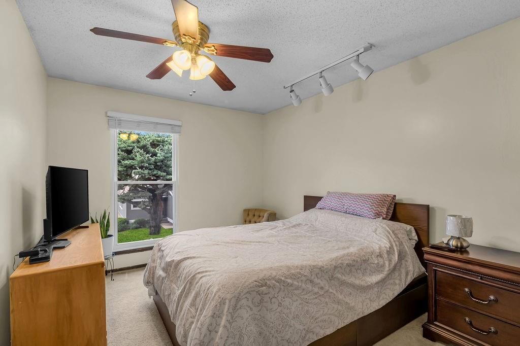 12123 W 66th Street — photo 11