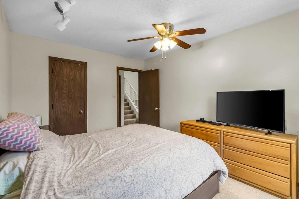 12123 W 66th Street — photo 12