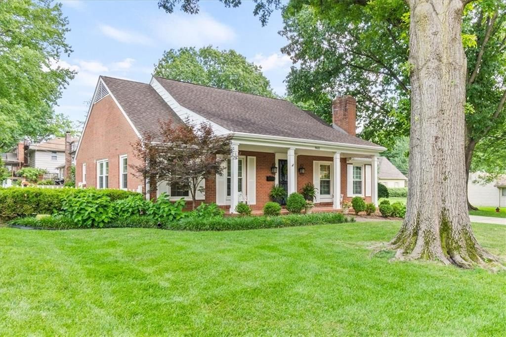8611 Belleview Avenue — photo 4